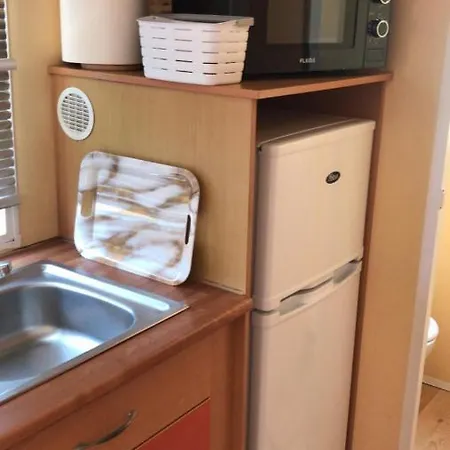 Con Piscina Privada Y Cerca Del Mar, Mire Fotos Y Elija El Suyo, Le Esperamos Casa de Férias Chiclana de la Frontera