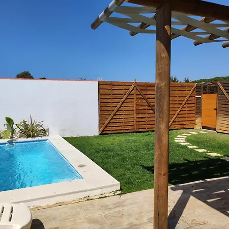 Con Piscina Privada Y Cerca Del Mar, Mire Fotos Y Elija El Suyo, Le Esperamos *