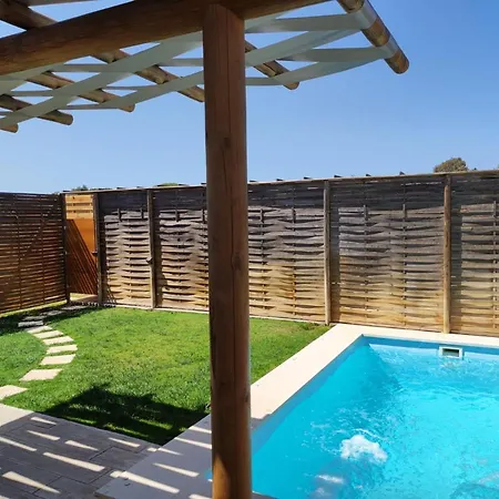 Con Piscina Privada Y Cerca Del Mar, Mire Fotos Y Elija El Suyo, Le Esperamos Chiclana de la Frontera