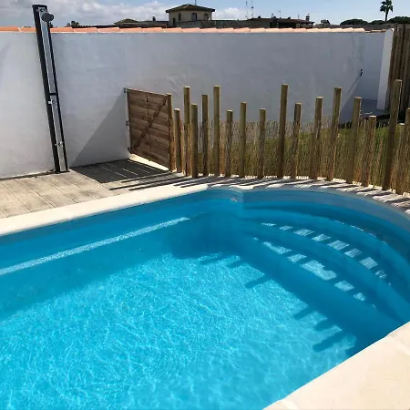 Con Piscina Privada Y Cerca Del Mar, Mire Fotos Y Elija El Suyo, Le Esperamos *