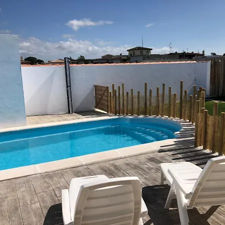Casa de Férias Con Piscina Privada Y Cerca Del Mar, Mire Fotos Y Elija El Suyo, Le Esperamos *